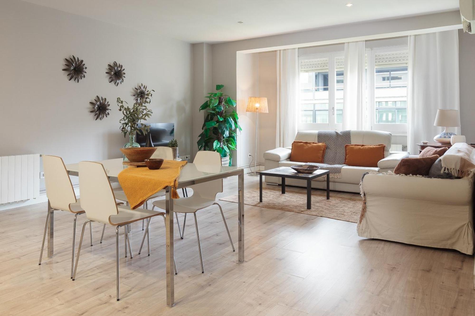 Letsgo Diagonal Avenue Apartment Barcelona Luaran gambar